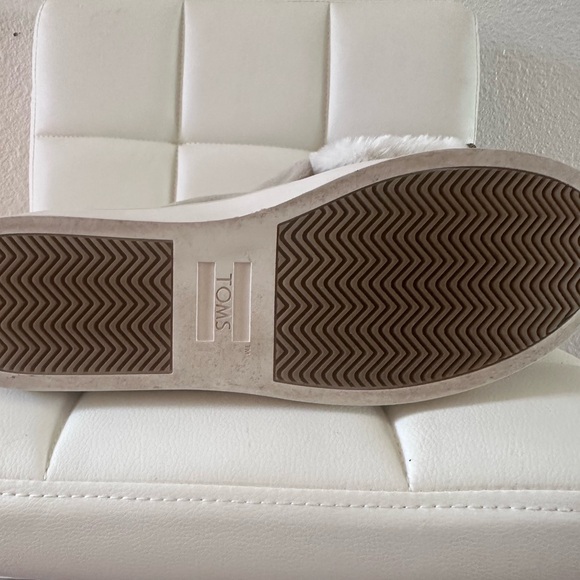 Toms Paxton Slips on Ankle Boots Sneakers with Plush White Lining - Picture 6 of 8